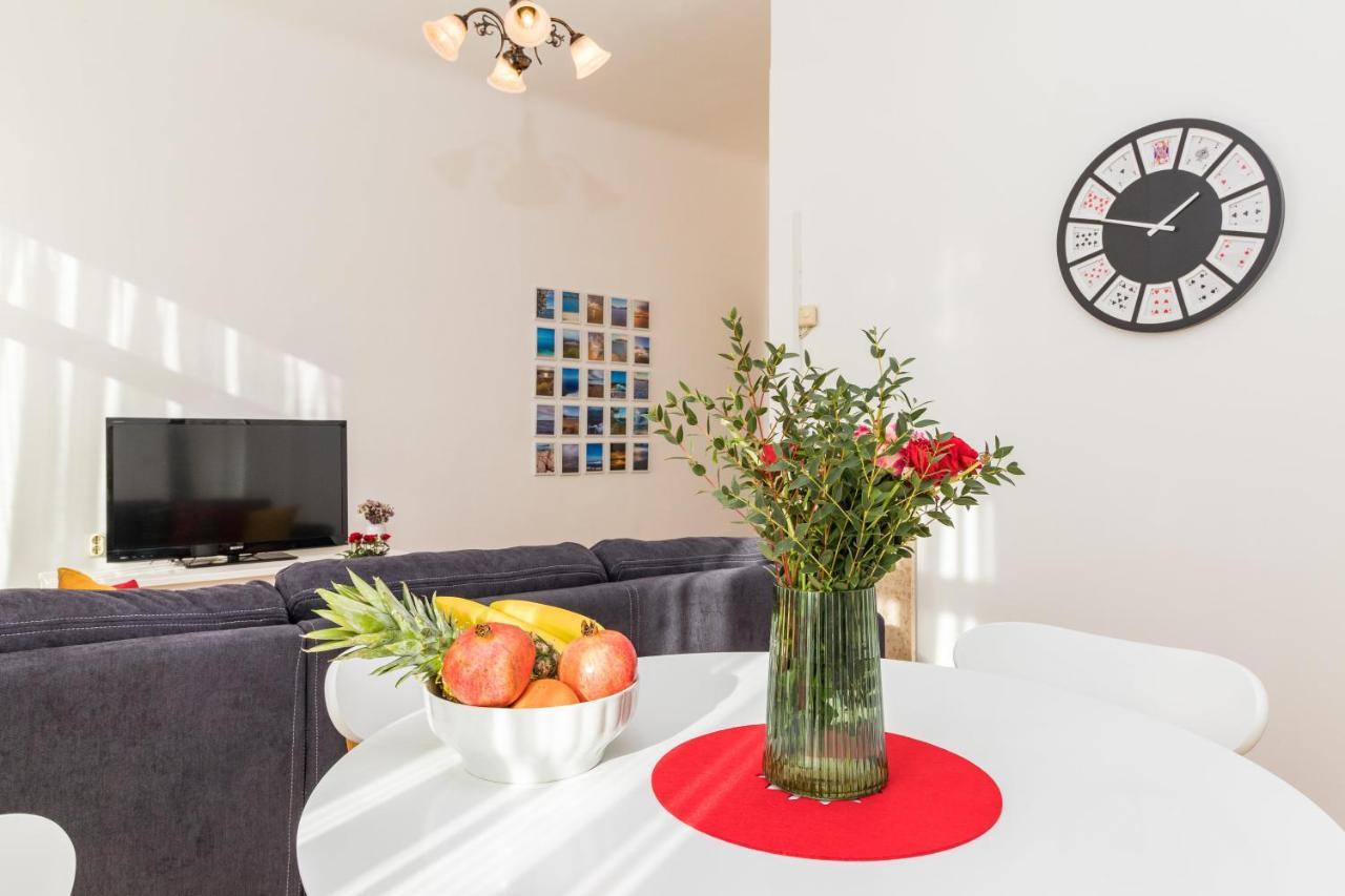 Apartman Lussi プーラ エクステリア 写真