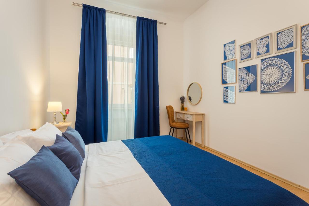 Apartman Lussi プーラ エクステリア 写真