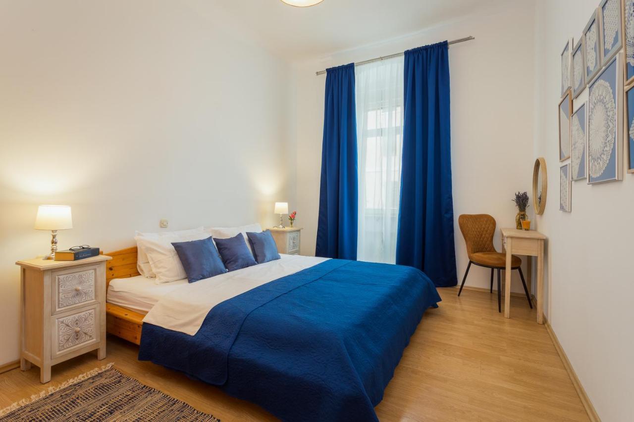Apartman Lussi プーラ エクステリア 写真