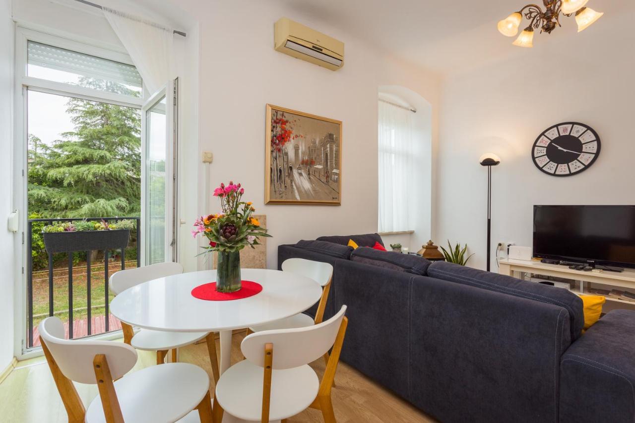Apartman Lussi プーラ エクステリア 写真