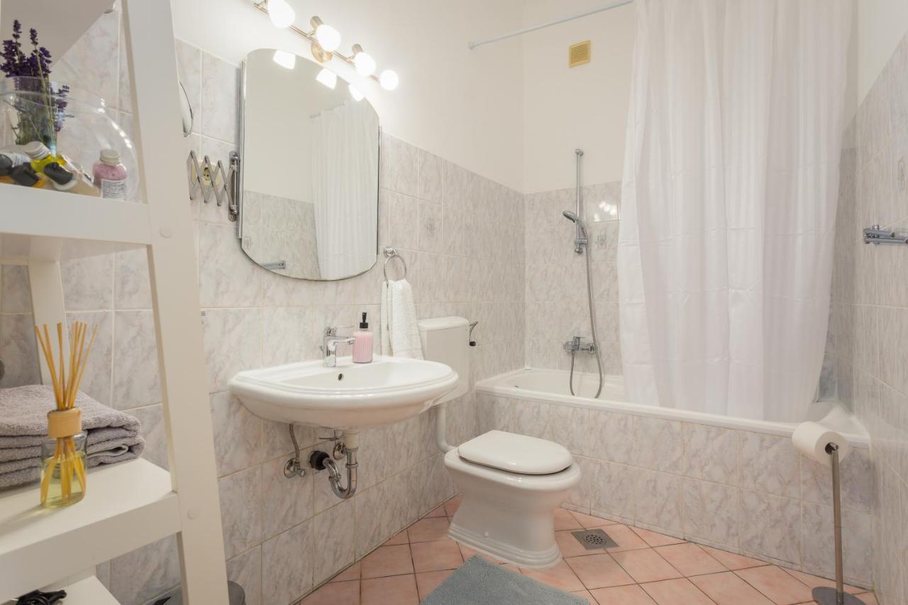 Apartman Lussi プーラ エクステリア 写真