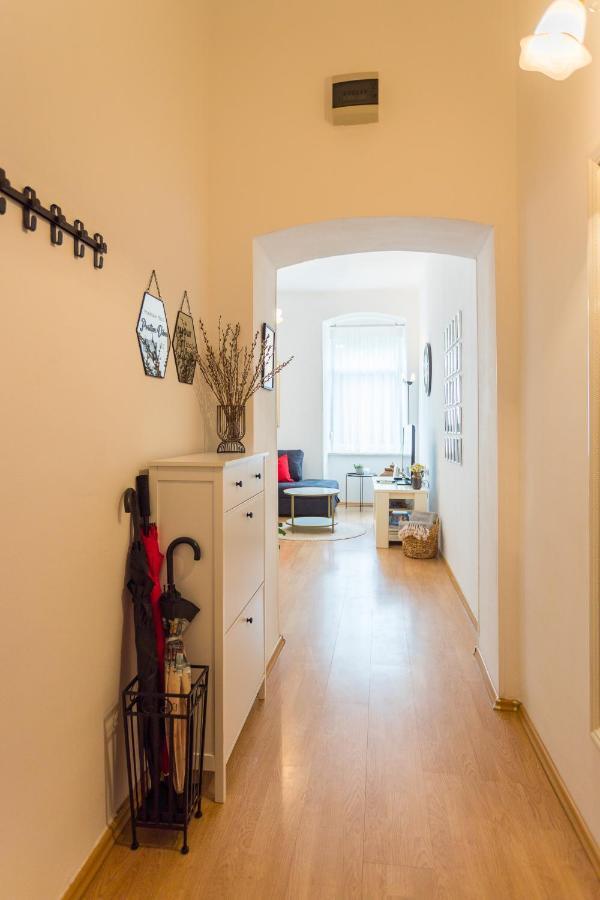 Apartman Lussi プーラ エクステリア 写真